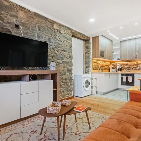 Stone House Rochinha By Homie